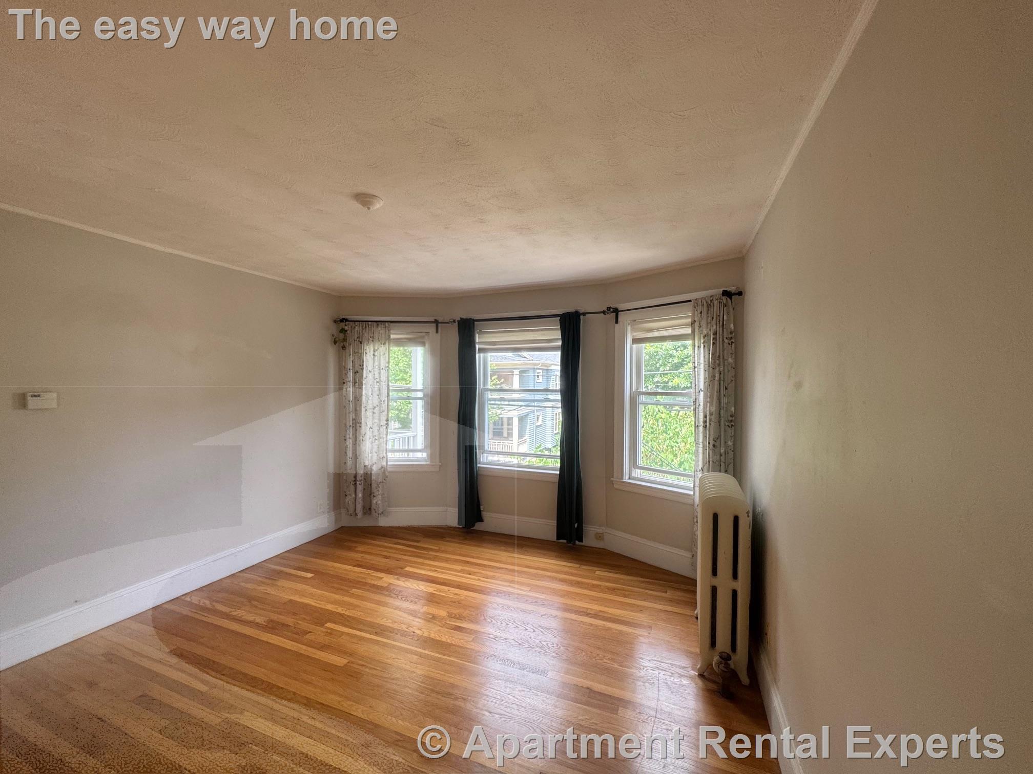 48 Standish St, Huron Village