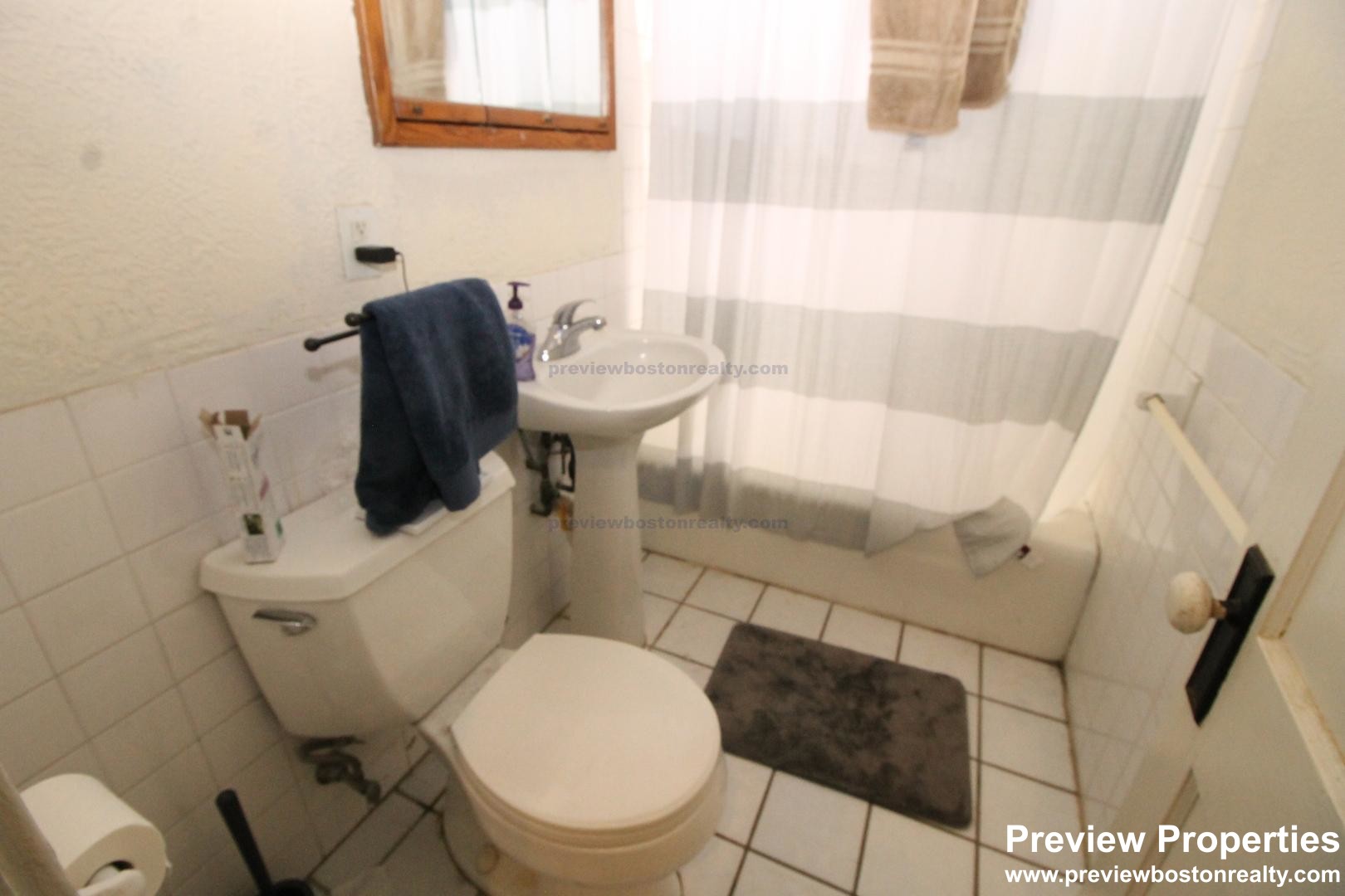 240 Kelton, Brighton