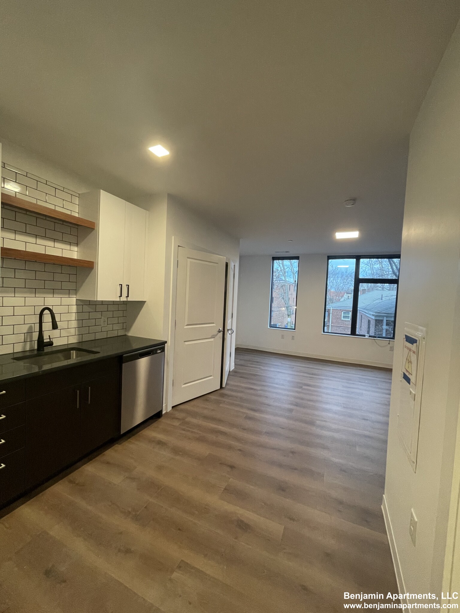 89 Brighton Ave, Allston