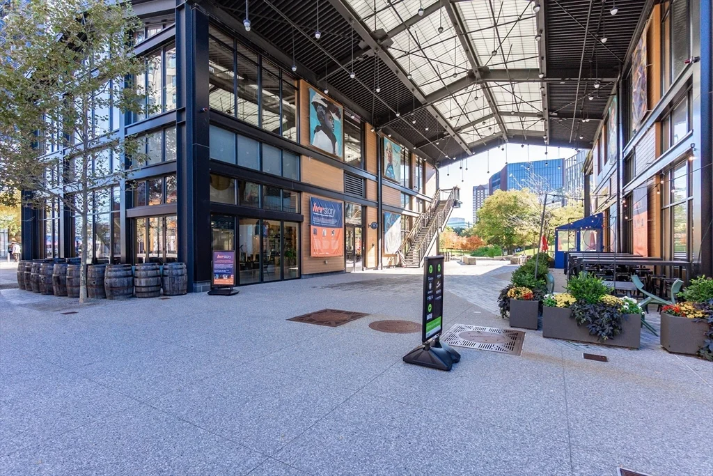 10 Museum Way, East Cambridge