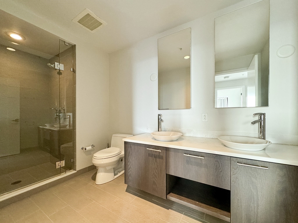 110 Stuart St, Back Bay