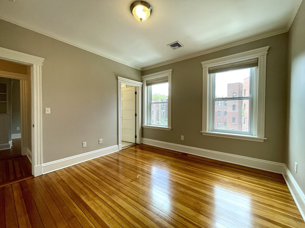 5 Strathmore Rd, Brookline