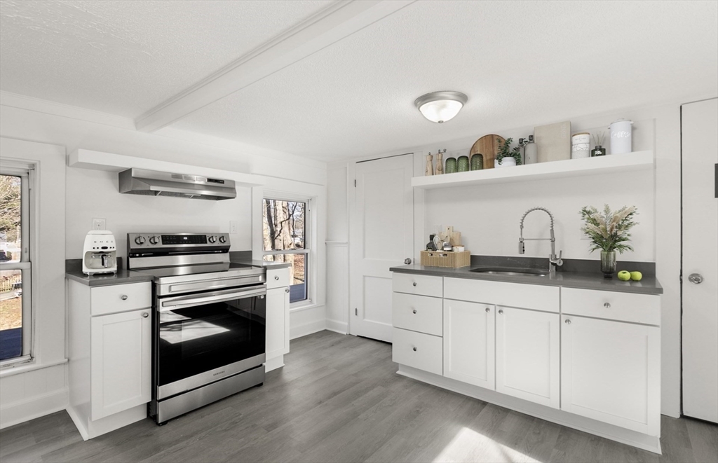 38 Forest St, Danvers