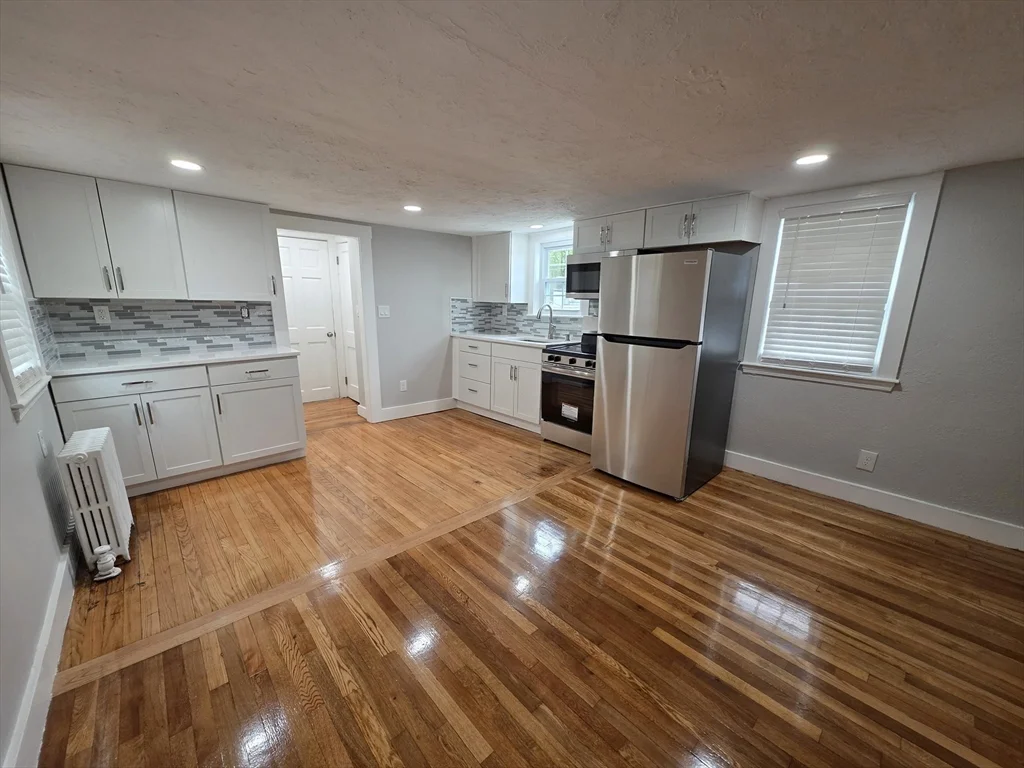 154 Pleasant St, Marlborough