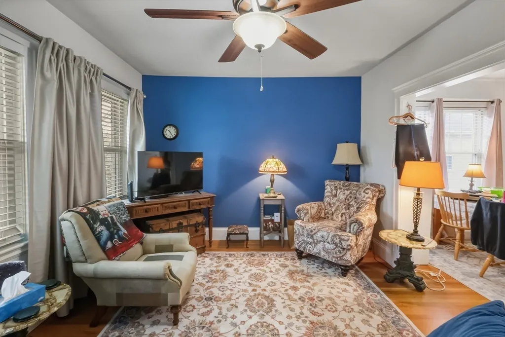 192 Brookside Pkwy, Medford