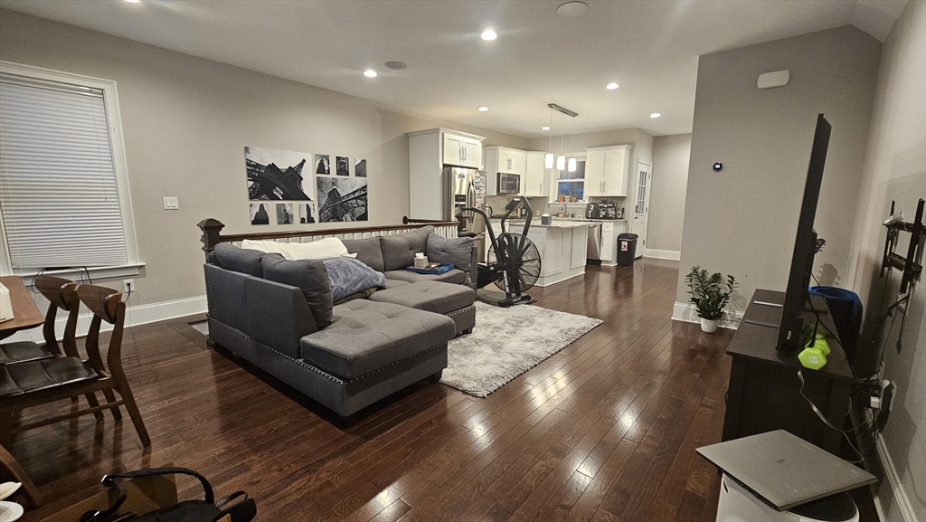 26 Dana St, Winter Hill