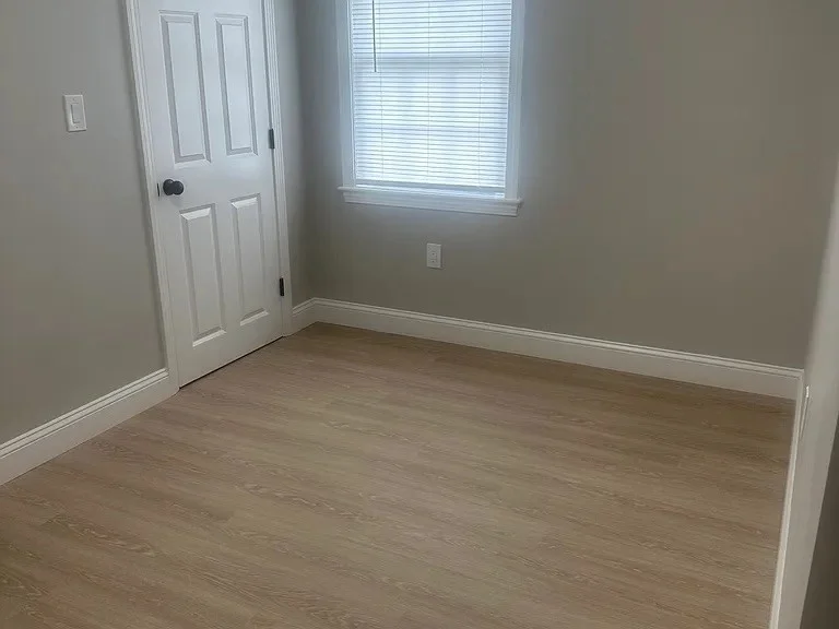 82 Johnson St, Taunton