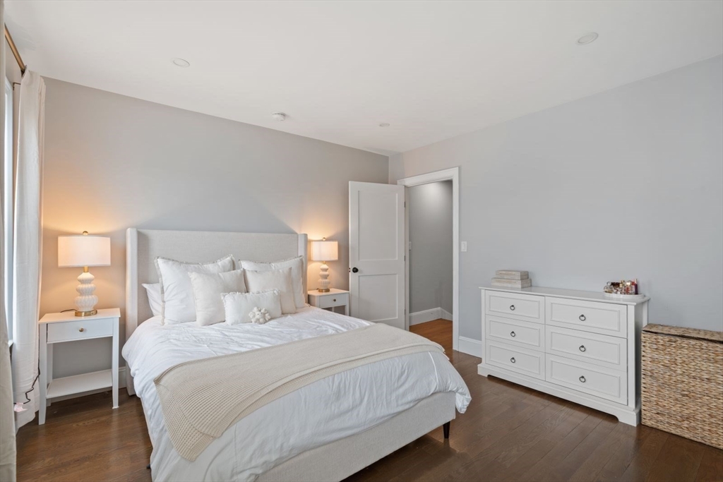 279 Gold St, South Boston