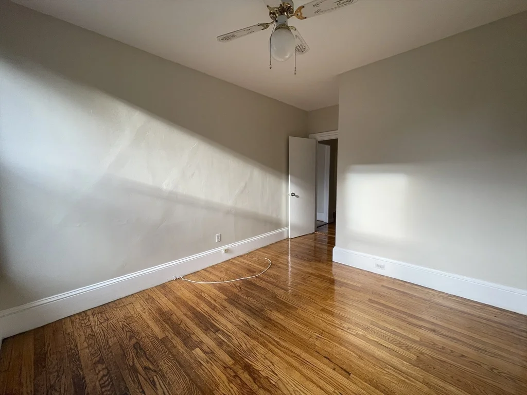 338 K St, South Boston