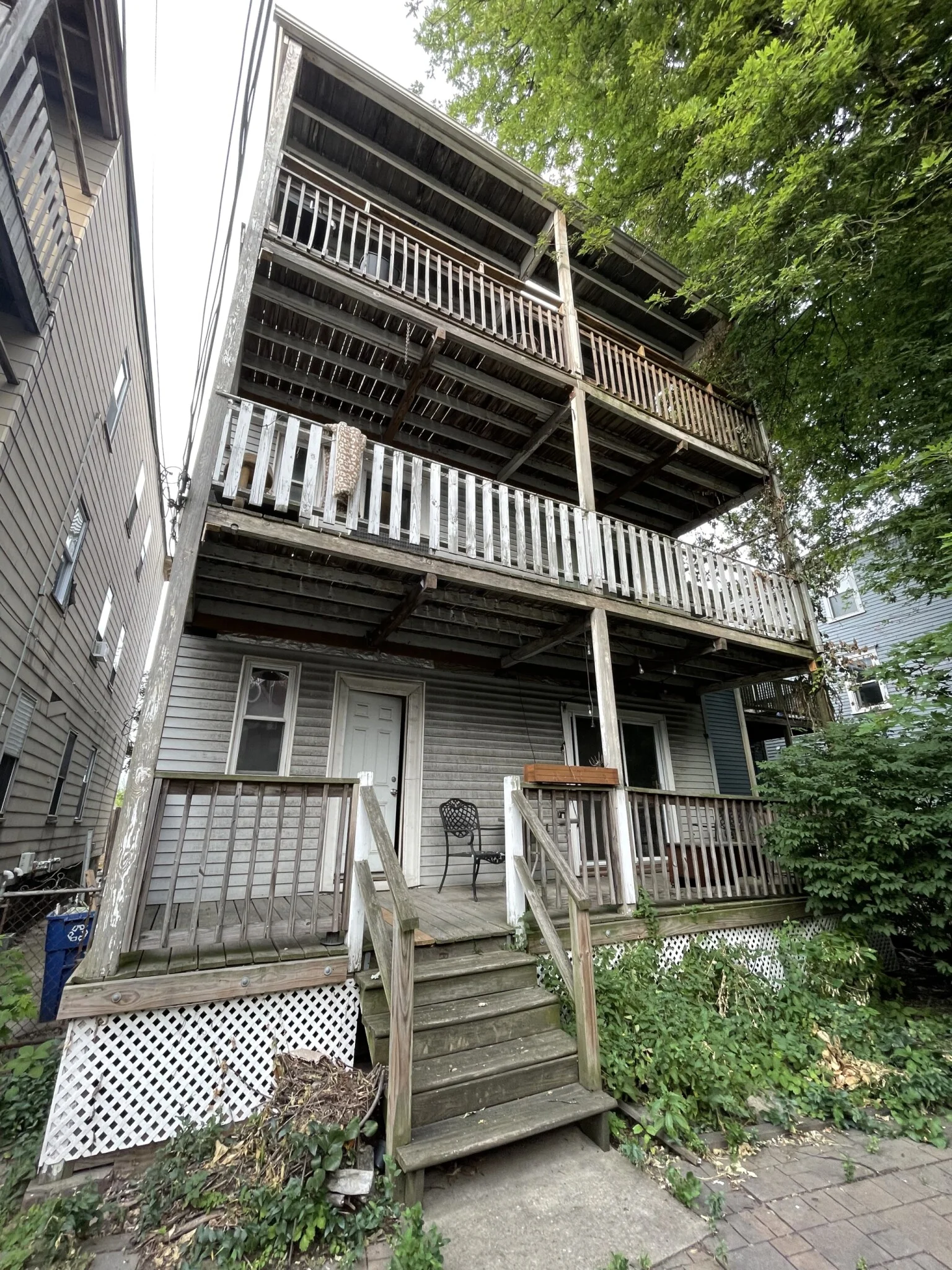 46 Middle St, South Boston