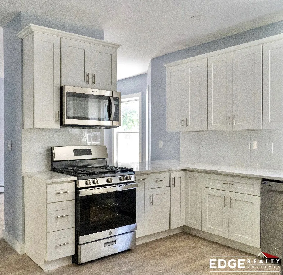 40 Mansfield St, Ward Two