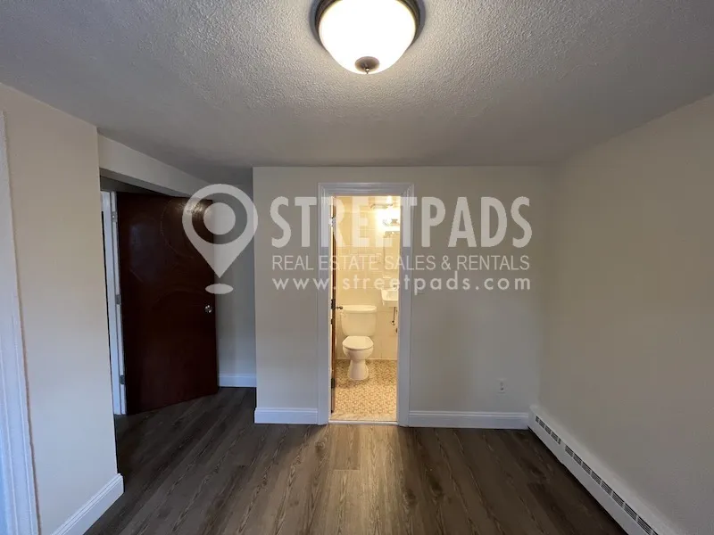 168 North Beacon St, Brighton