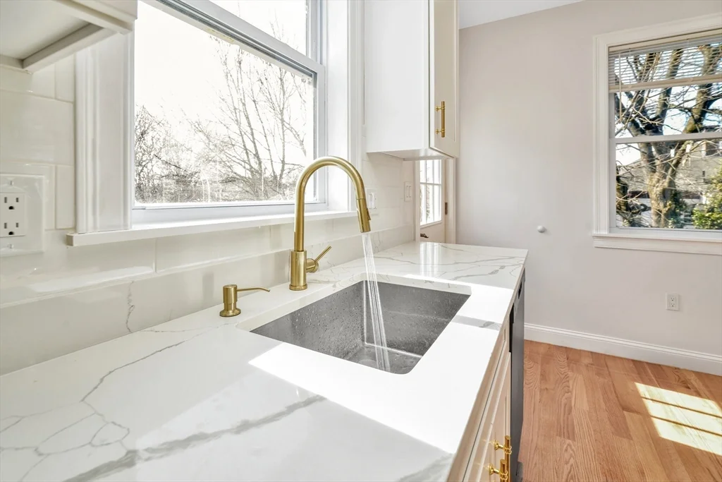 30 Hiawatha Rd, Mattapan