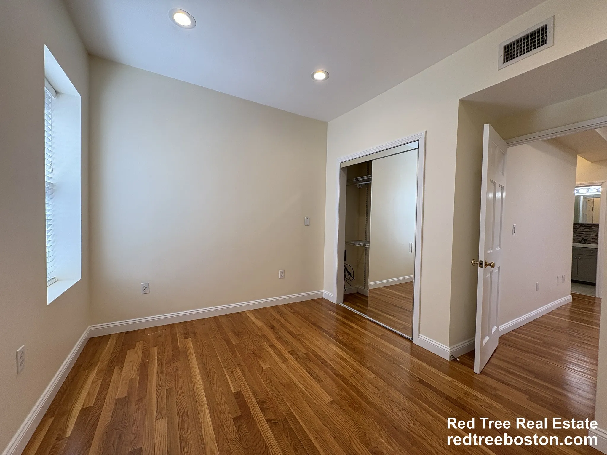 1801 Beacon St, Brookline