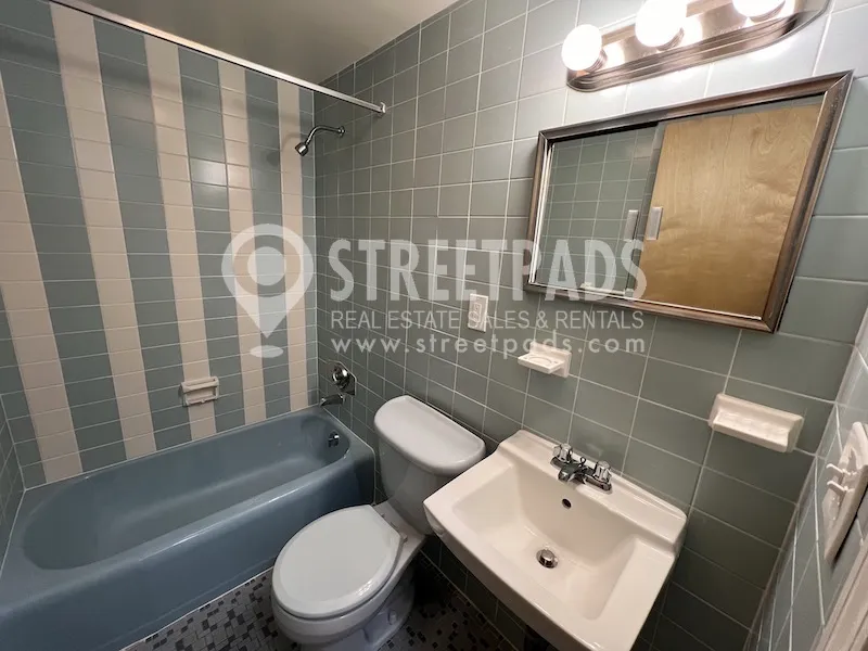 2018 Commonwealth Ave, Brighton