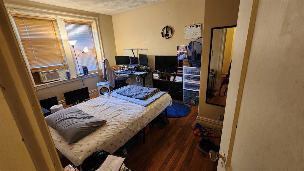 317 Saint Paul St, Brookline