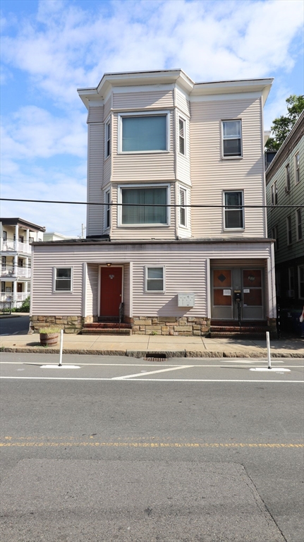 202 Washington St, Somerville