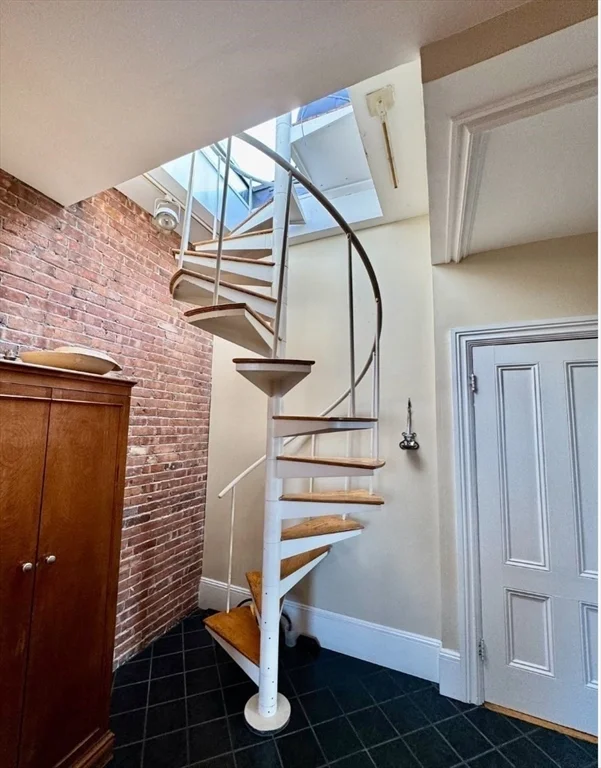 4 Monument Sq, Charlestown