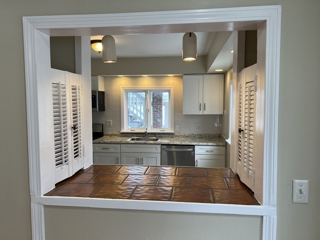 100 Walnut St, Glendale