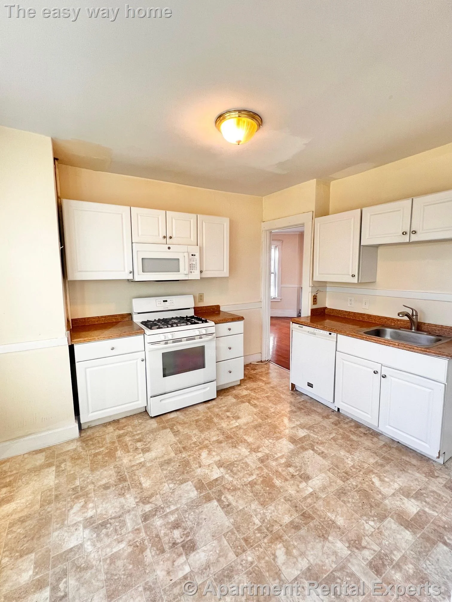 18 Sanborn Ave, Union Square