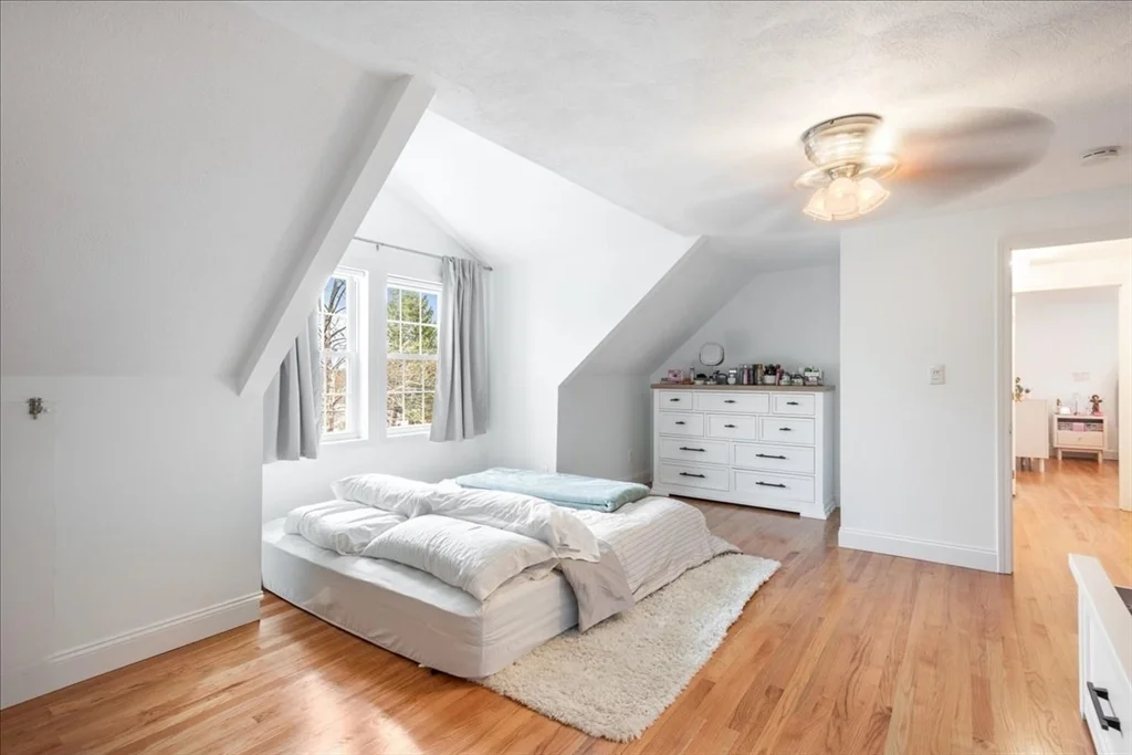 11 Gay St, Needham