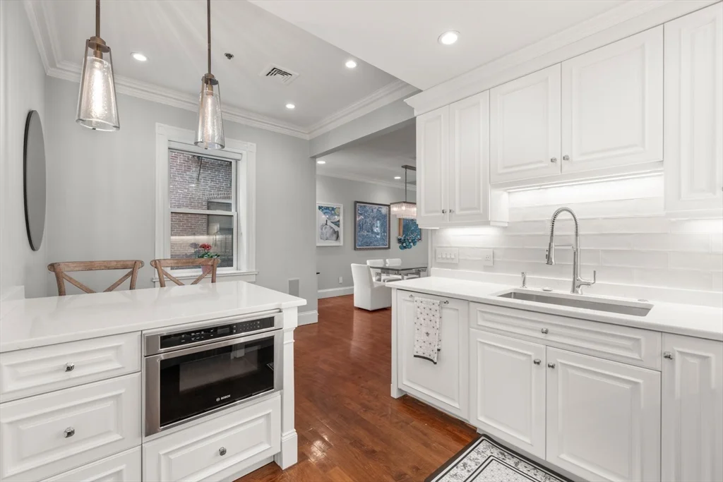 61 Saint Botolph St, Back Bay