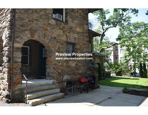 57 Cummings, Brighton