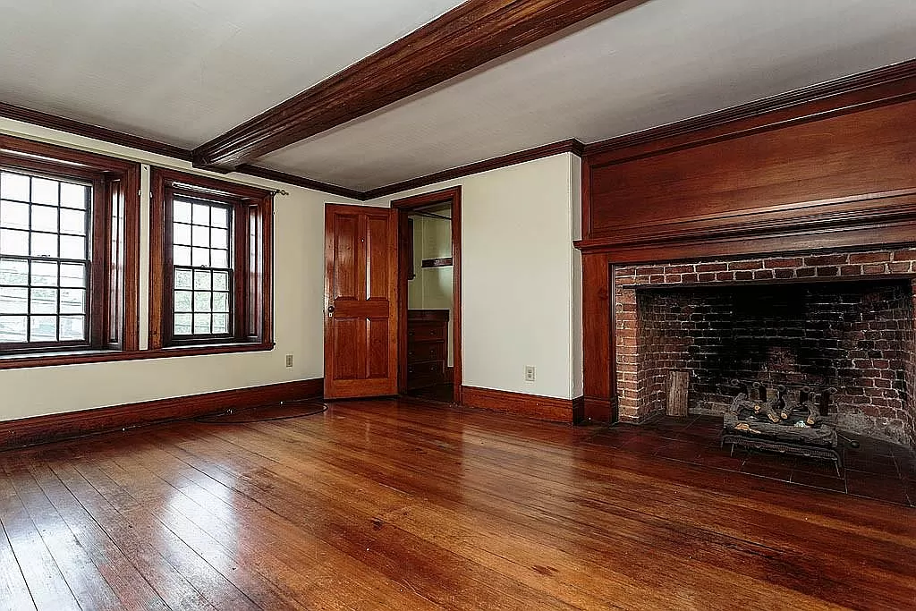 350 Riverside Ave, Medford