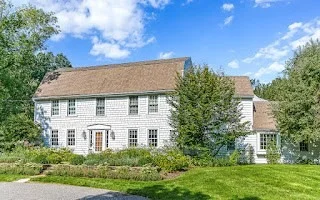60 Washington St, Sherborn