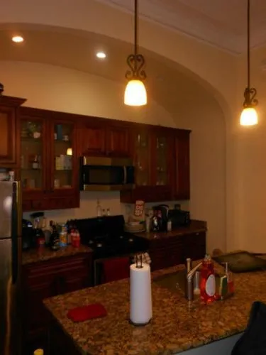 135 Hillside St, Mission Hill