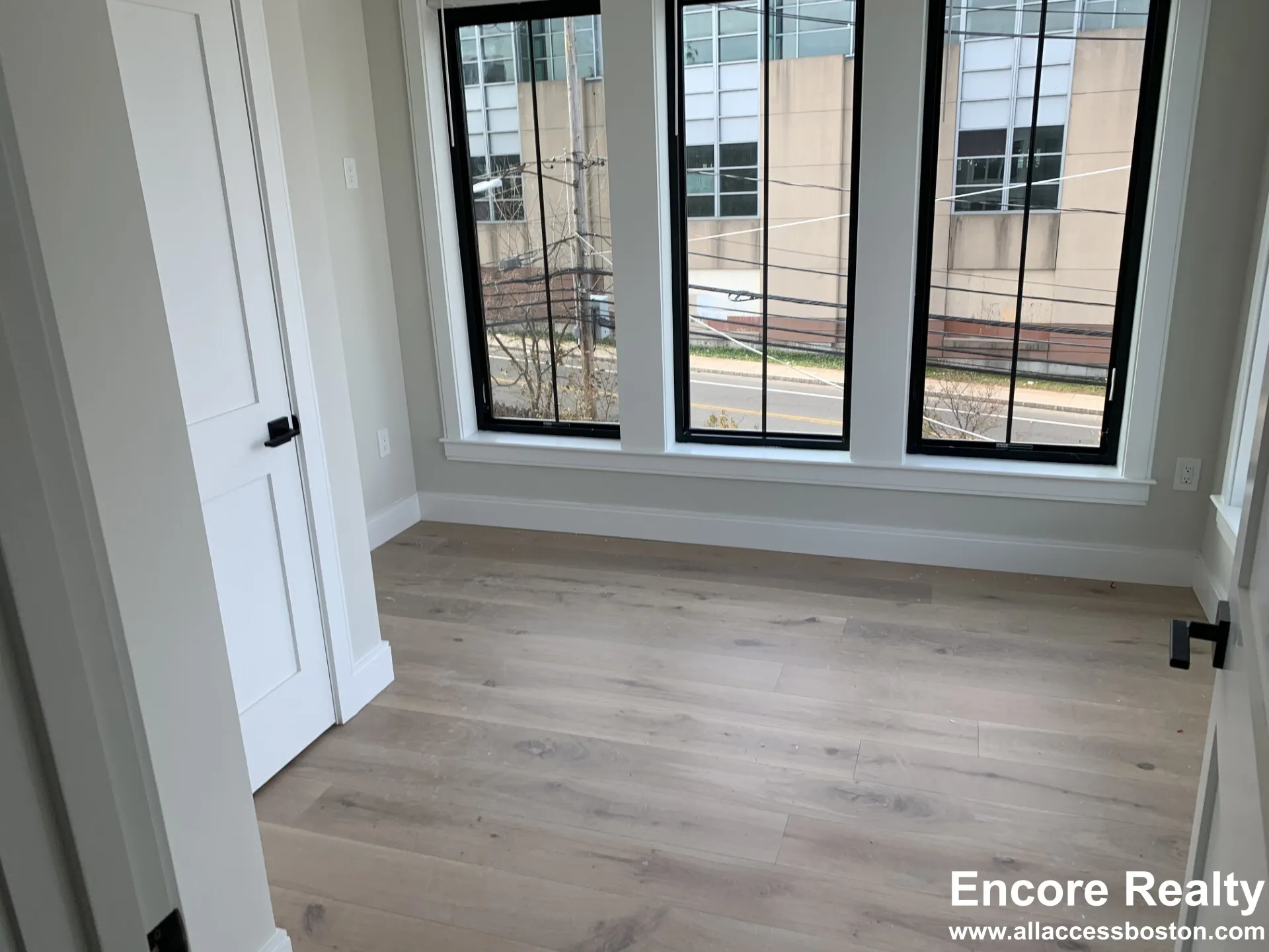 157 Everett St, Allston