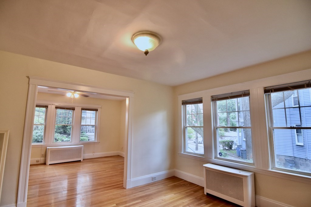 9 Castle Rock St, Dorchester