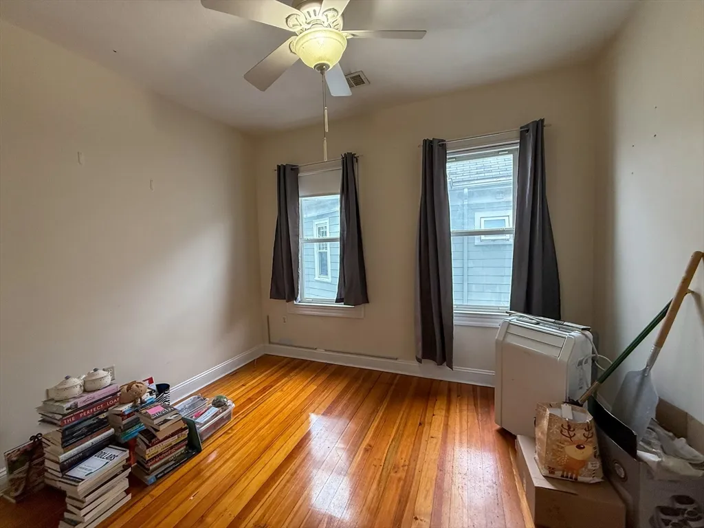 56 Bowdoin St, Medford