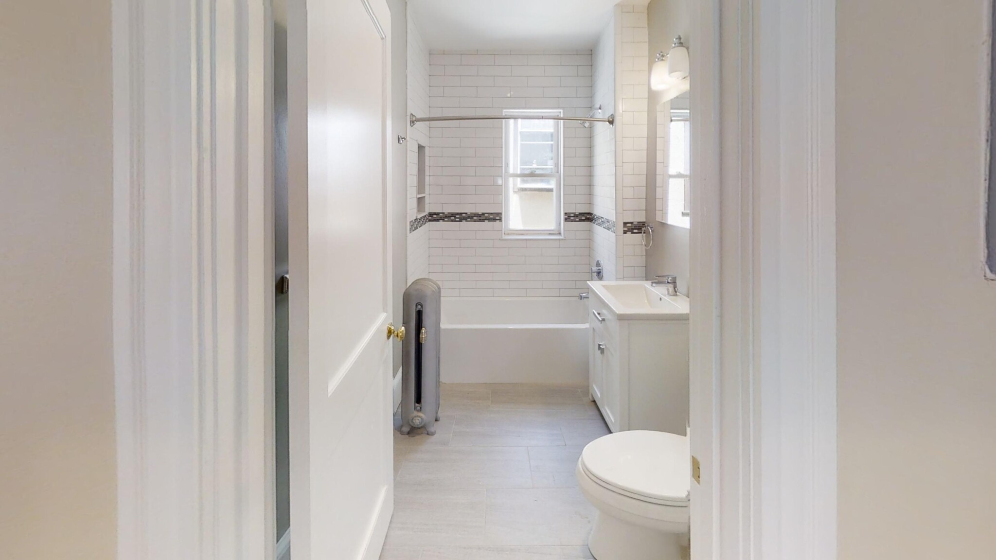 303 Tappan St, Washington Square