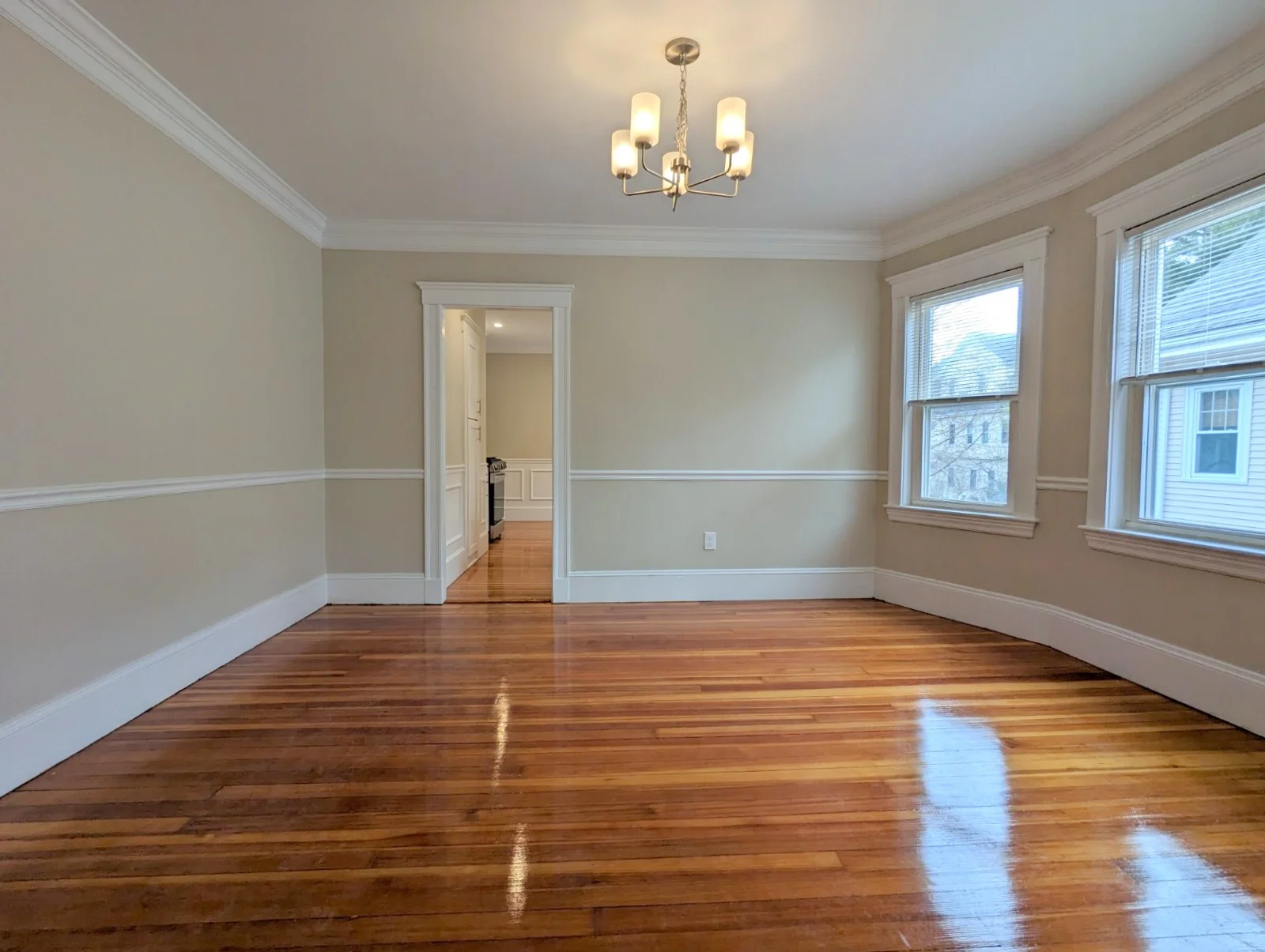 35 Trowbridge St, Arlington