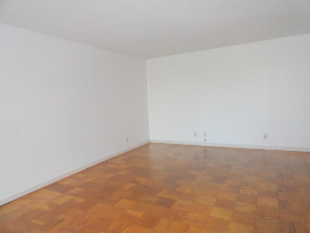 77 Pond Ave, Brookline Village