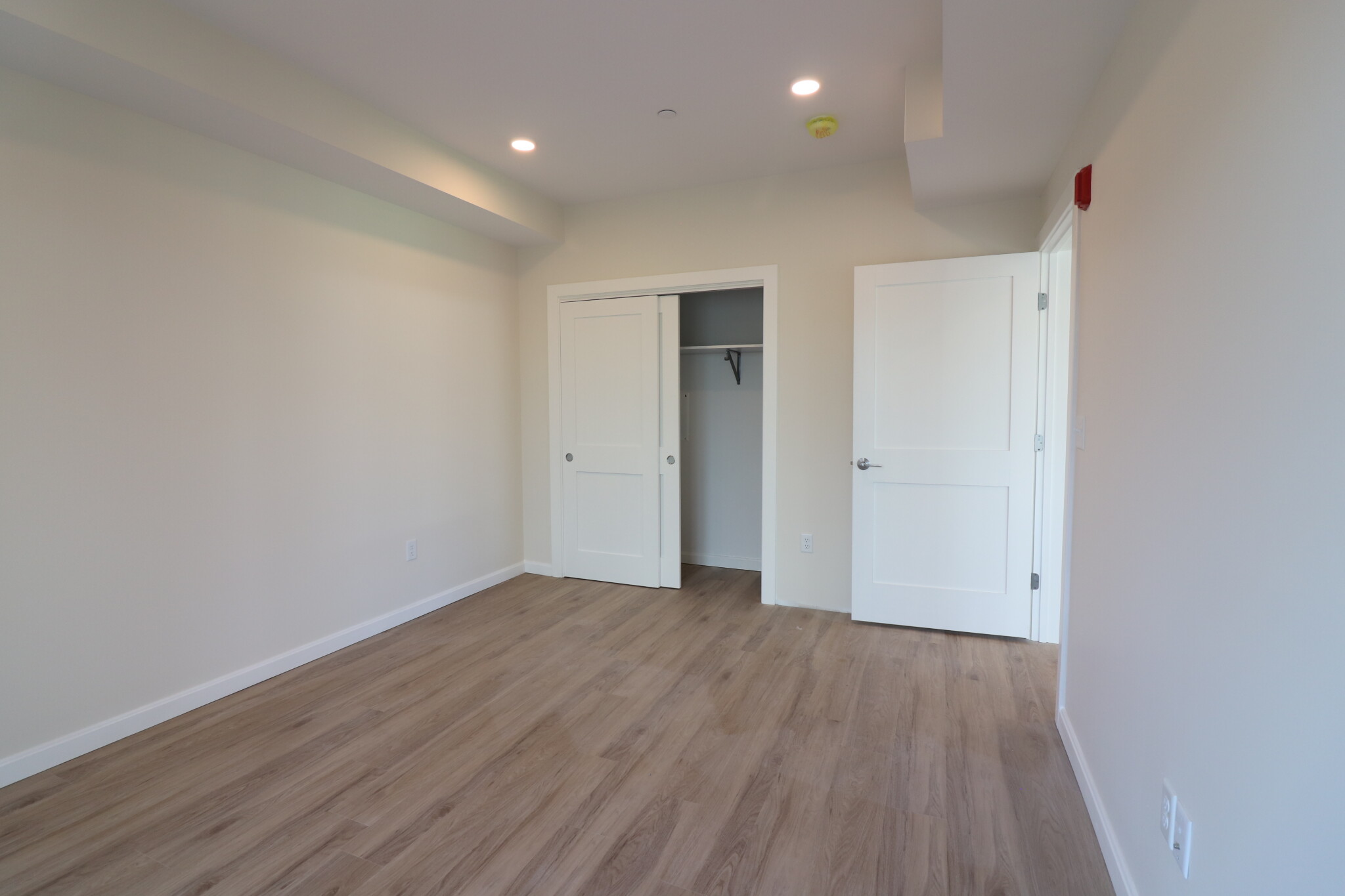 458 Washington St, Brighton