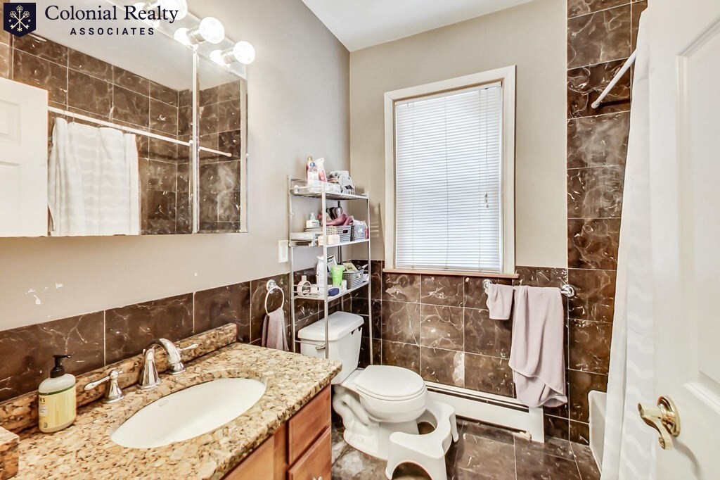 49 Hillside St, Mission Hill