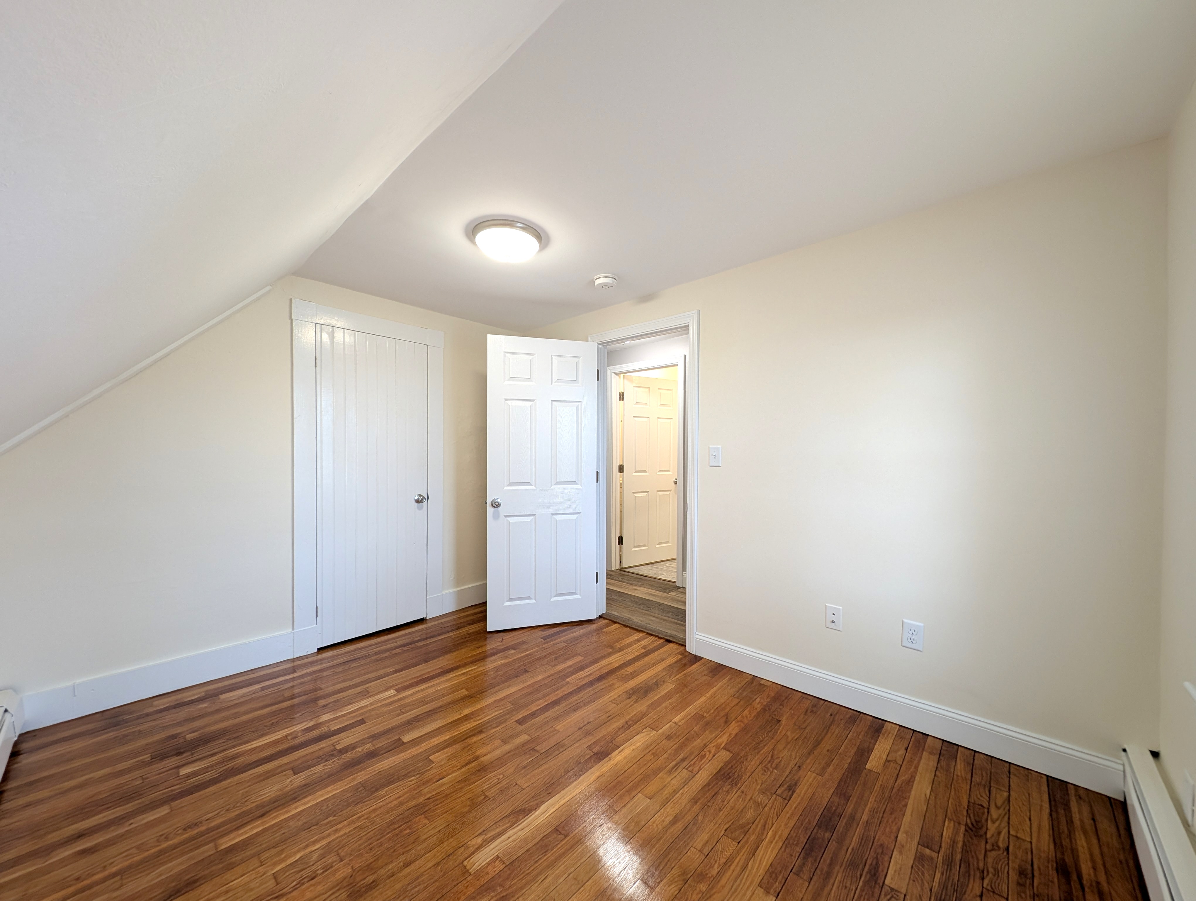 47 Orchard St, Medford