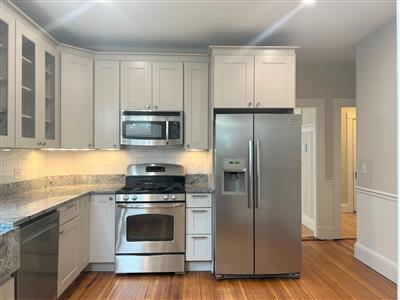 22 Kidder Ave, Powder House Square