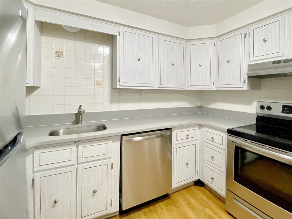 128 Salem St, Malden