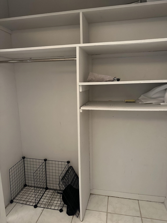 85 E India Row, Waterfront