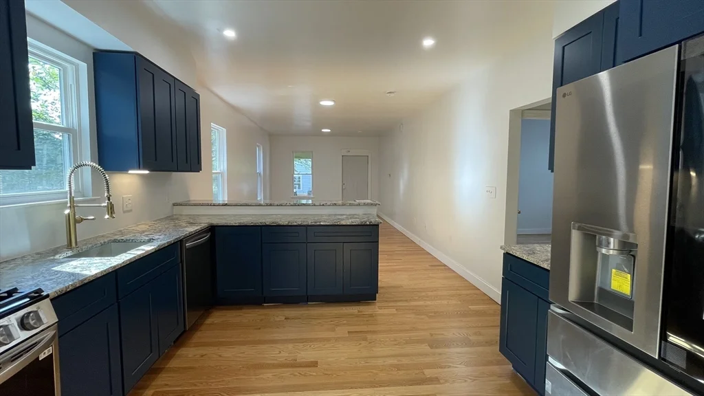 29 Catherine St, Roslindale