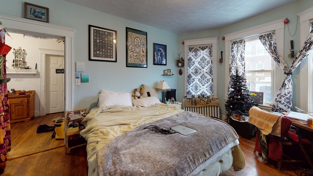 11 Ransom Rd, Boston