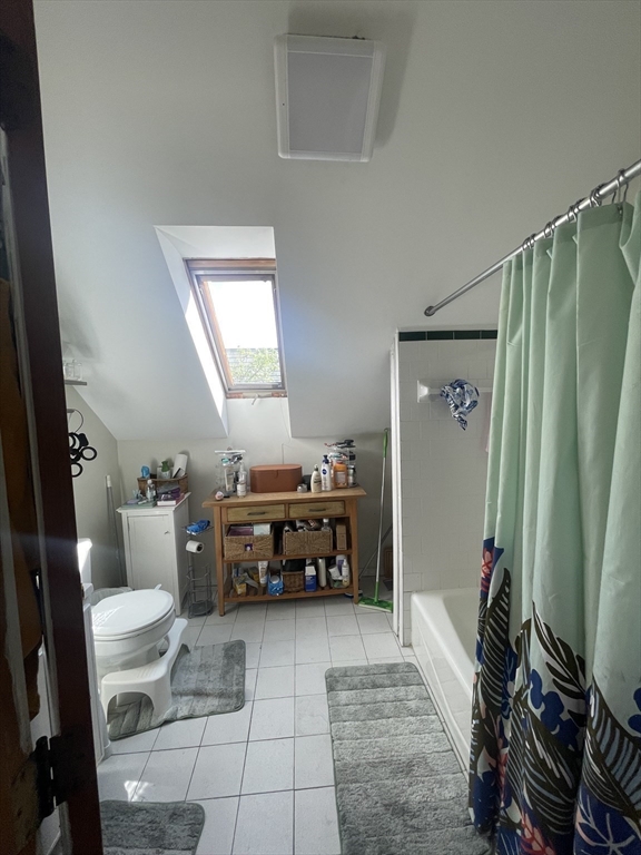 20 Burnham St, Tufts