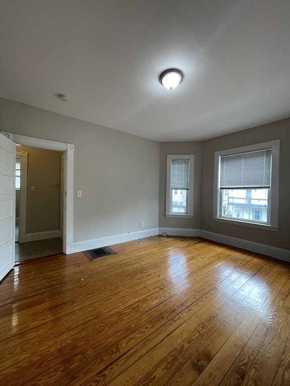 100 Lonsdale, Dorchester