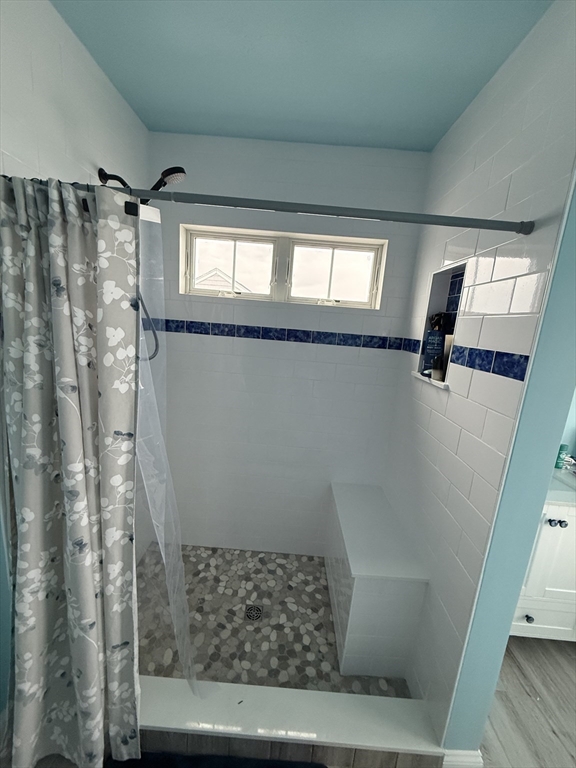 10 Charlotte St, Rexhame