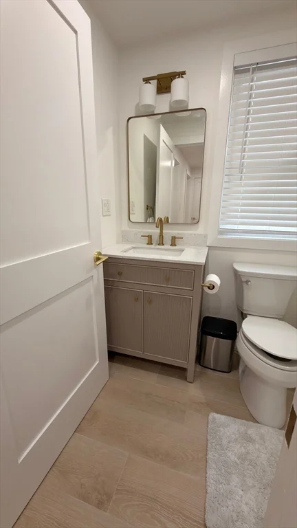 6 Pratt Ave, Beverly