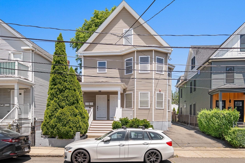 39 Oliver St, East Somerville