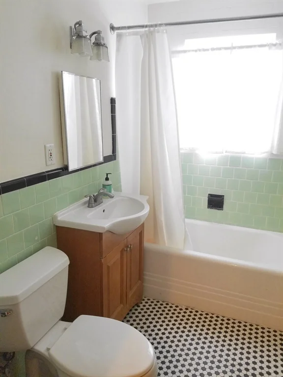 10 Hatherly Rd, Brighton